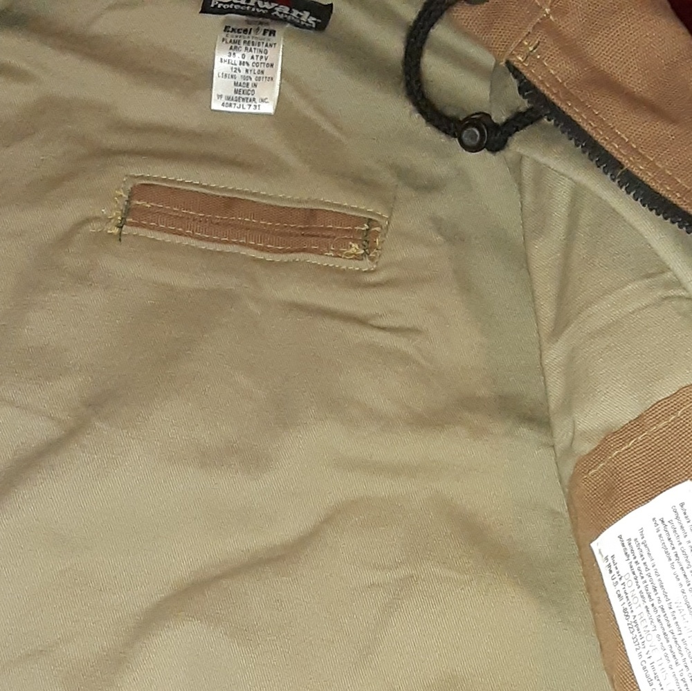 Jacket Bulwark